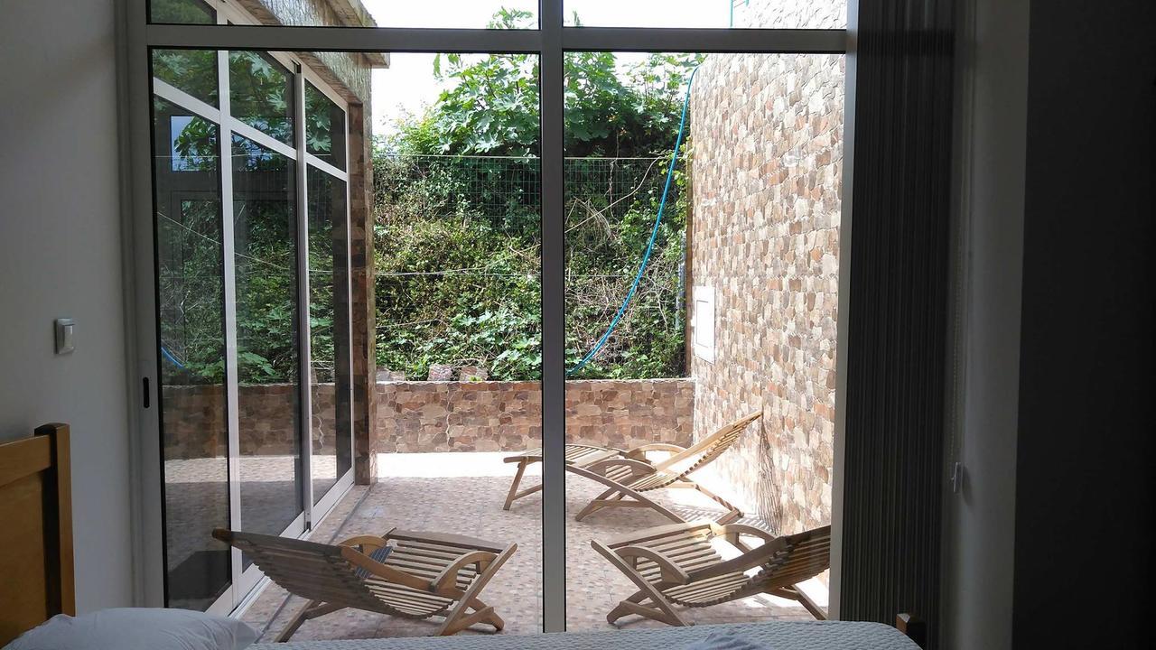 Marficas Hostel Urzelina Екстериор снимка